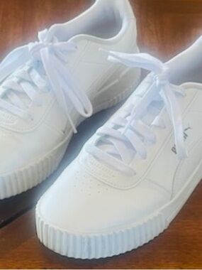 Puma White Low-Top Athletic Sneakers